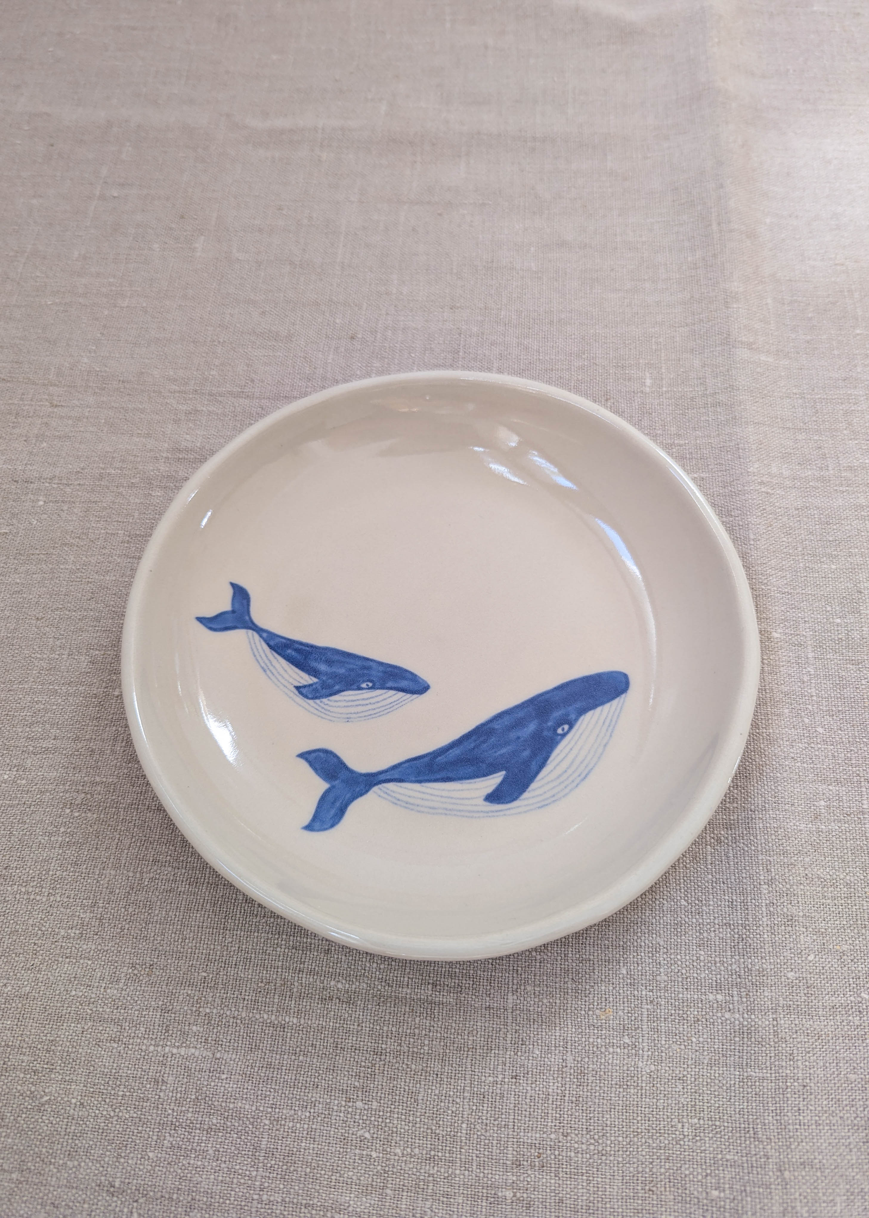 Humpback whale plate 18 cm