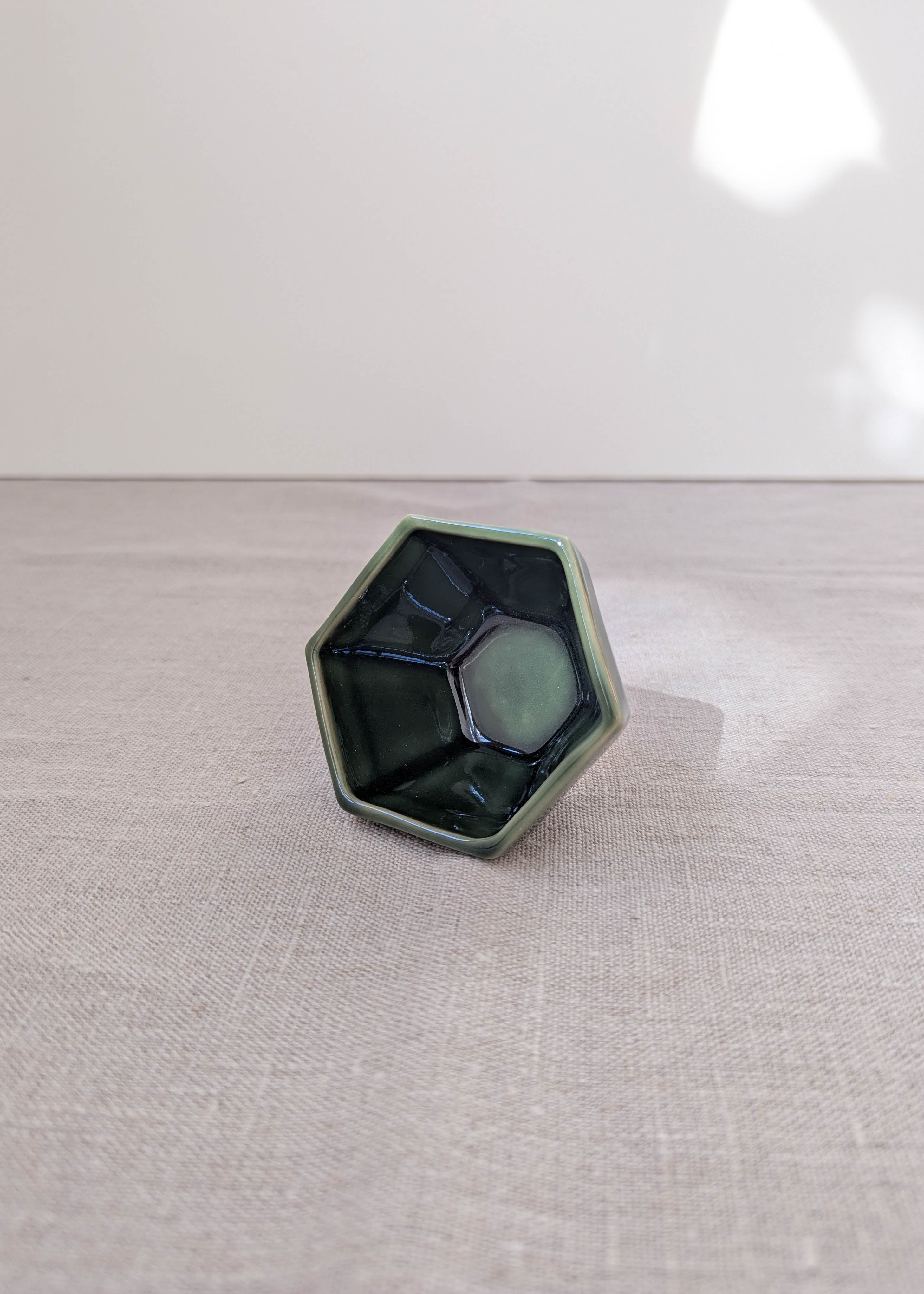Hexagon sauce cup 8 cm - forest