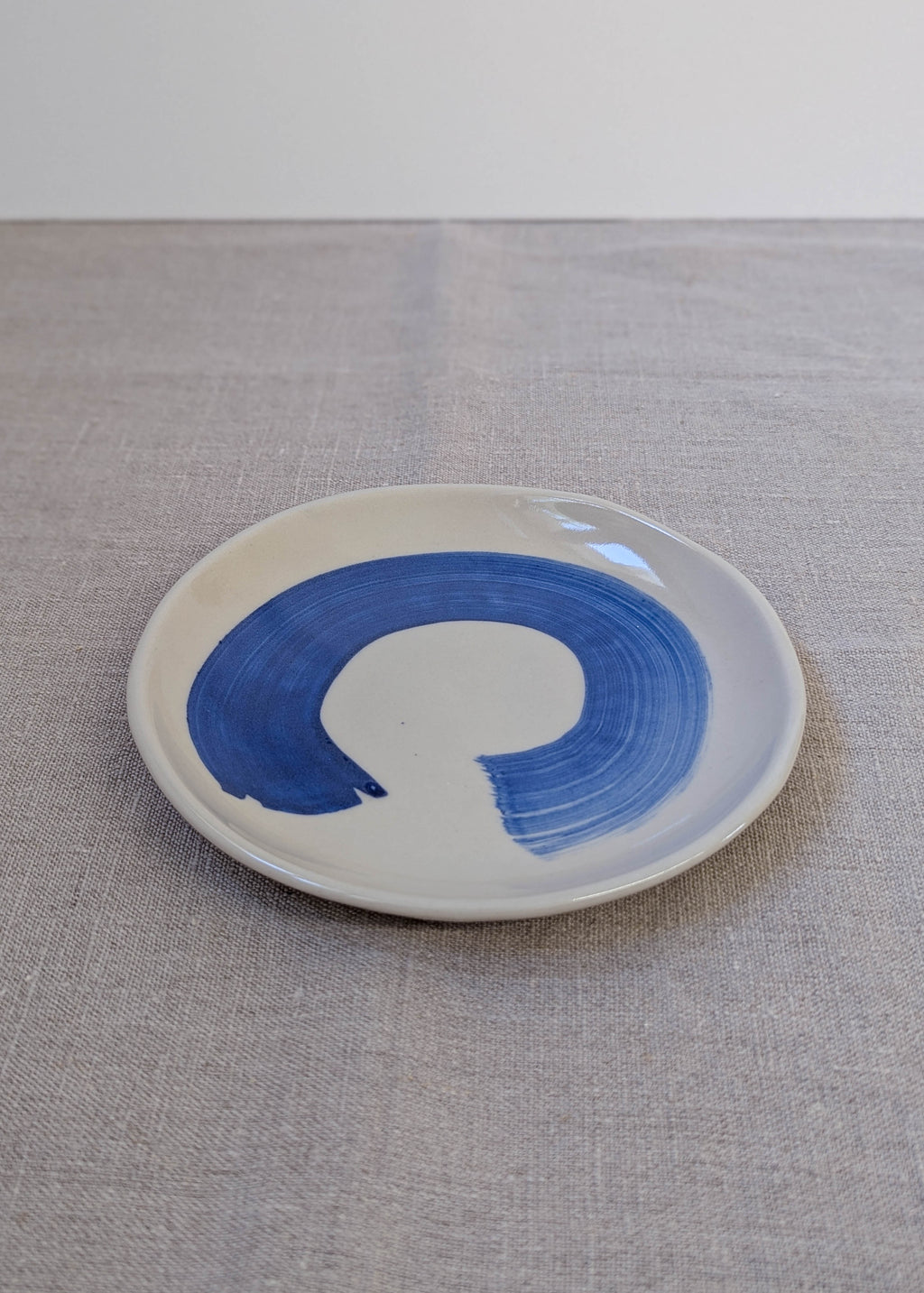 Brush stroke plate 17 cm