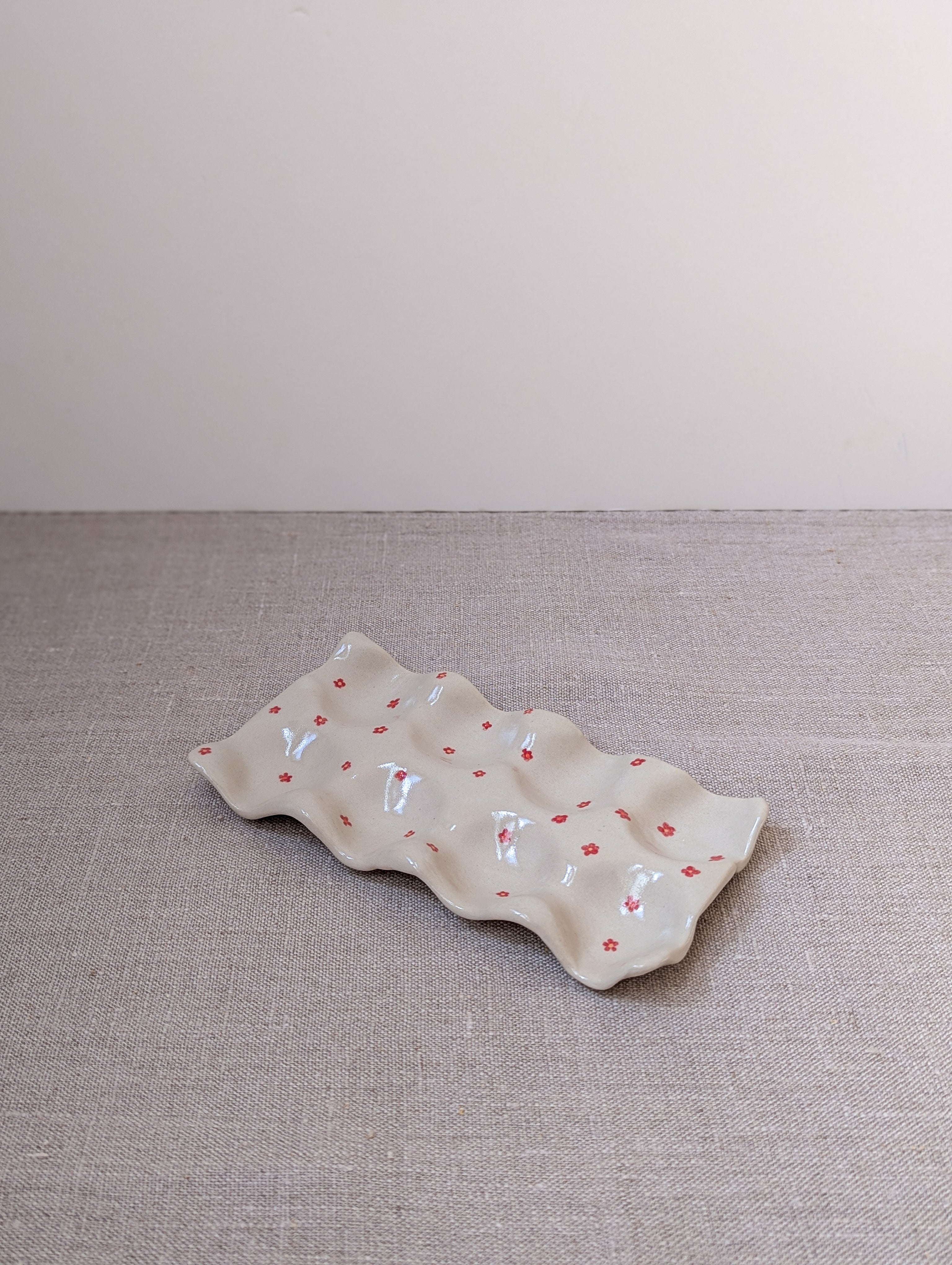 Floral egg tray