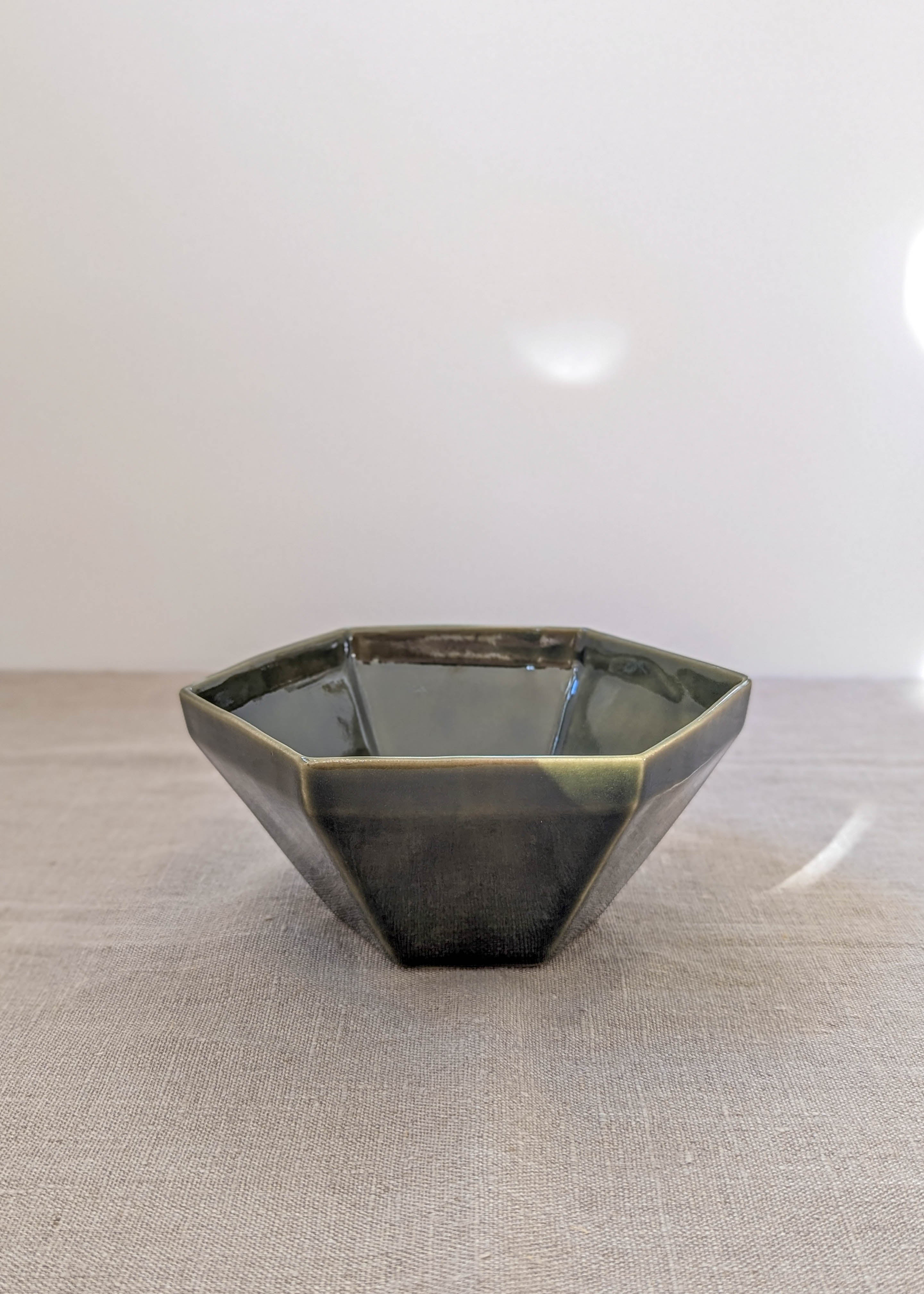 Hexagon cereal bowl - olive