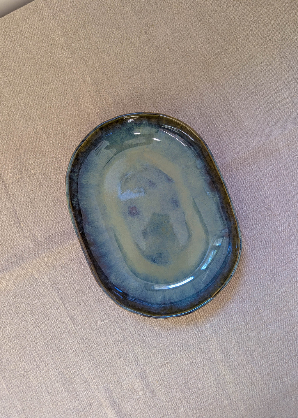 Tall oval platter