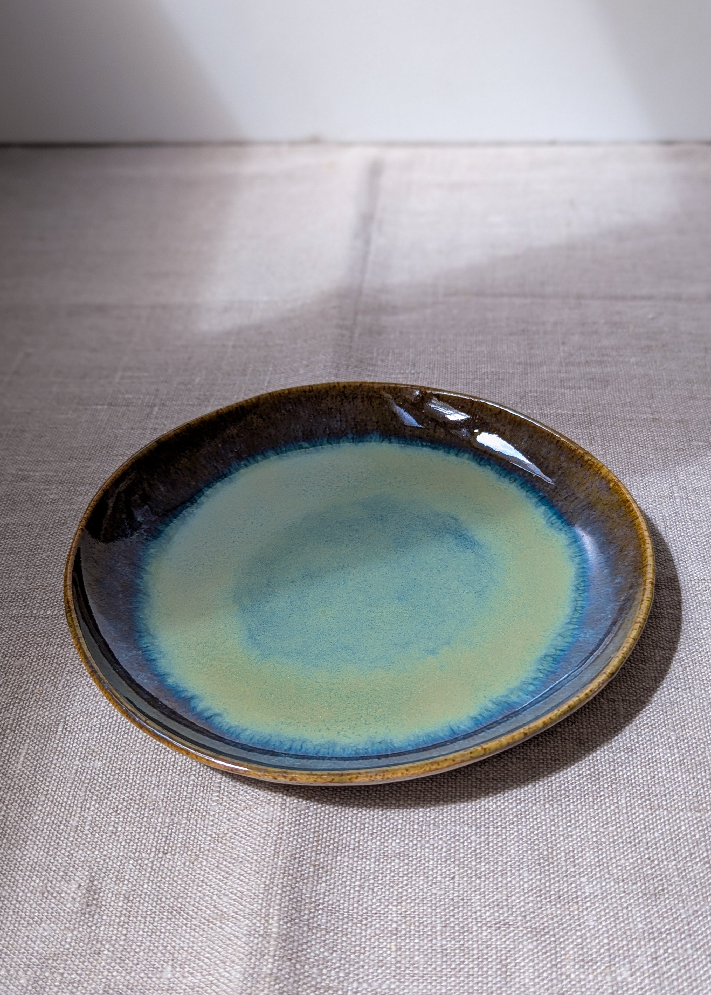 Speckled round plate 17 cm