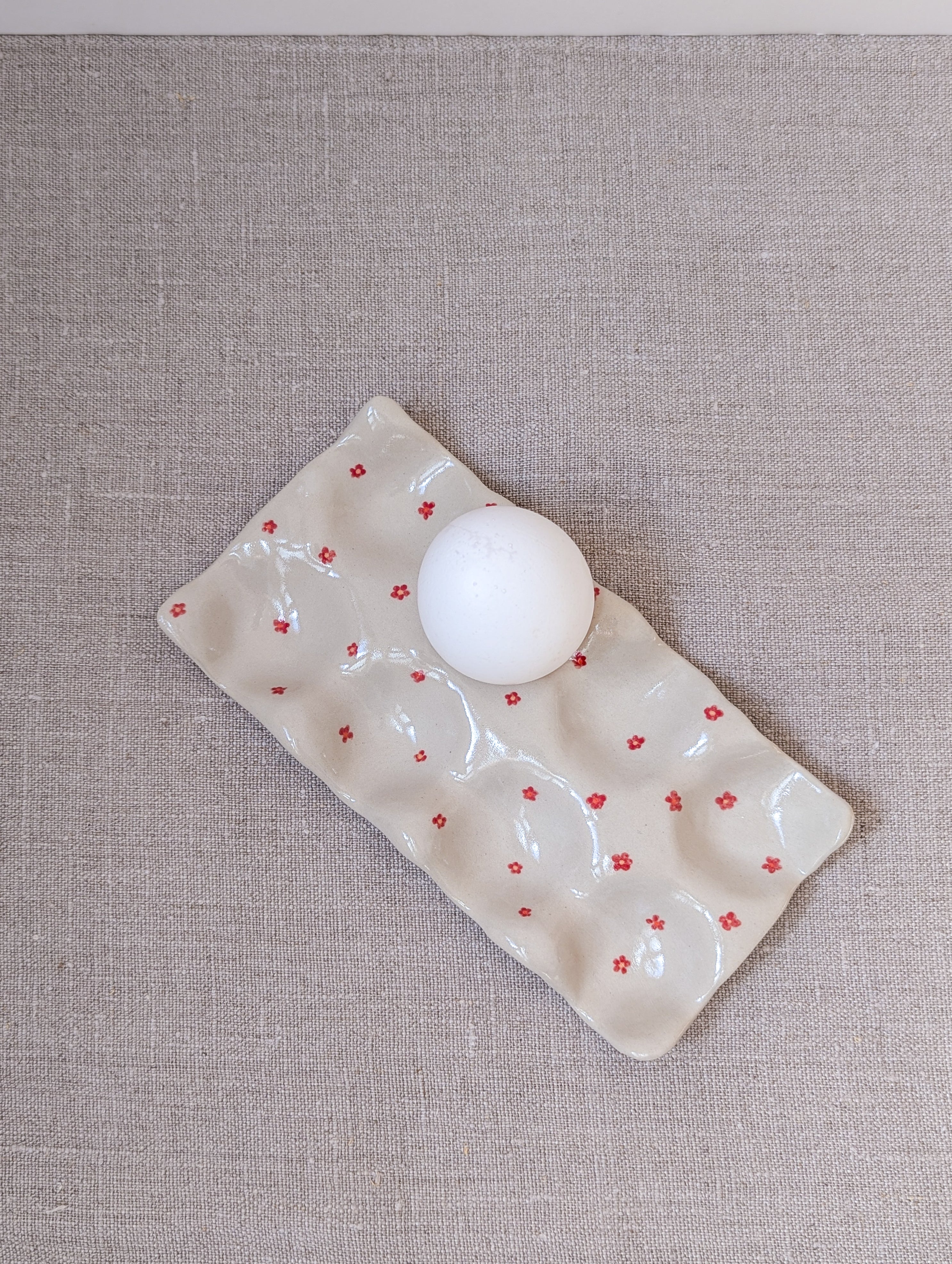 Floral egg tray