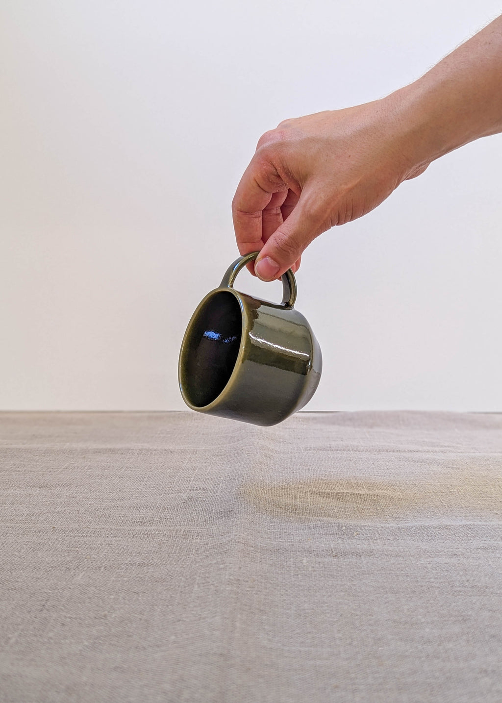 Olivia tea cup - olive