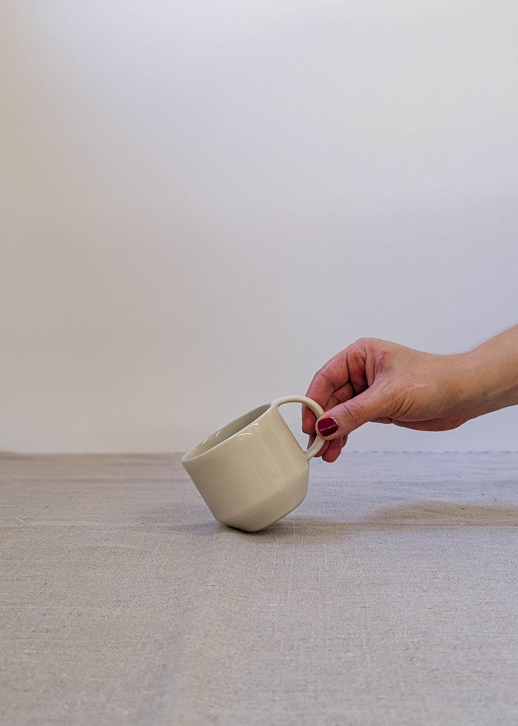 Olivia tea cup - white