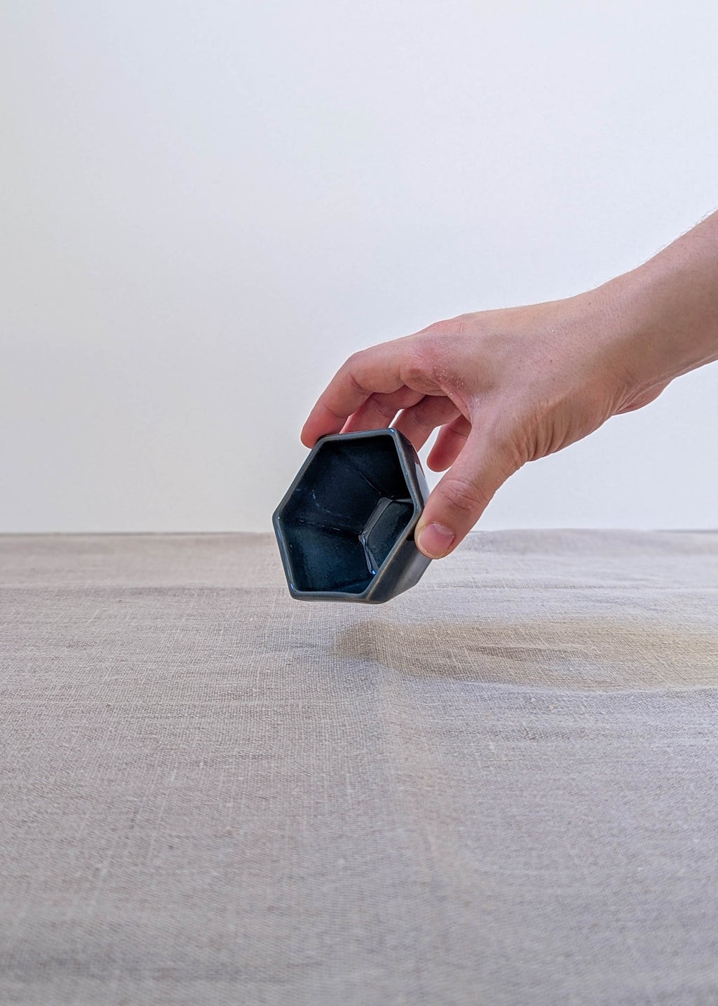 Hexagon sauce cup 8 cm - blue