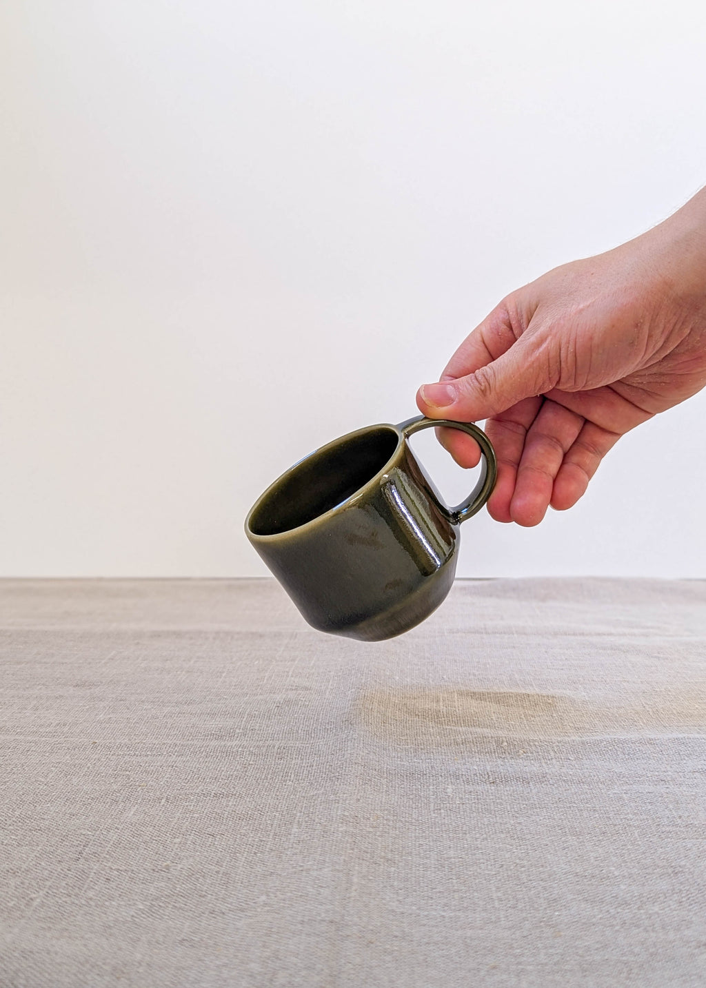 Olivia tea cup - olive
