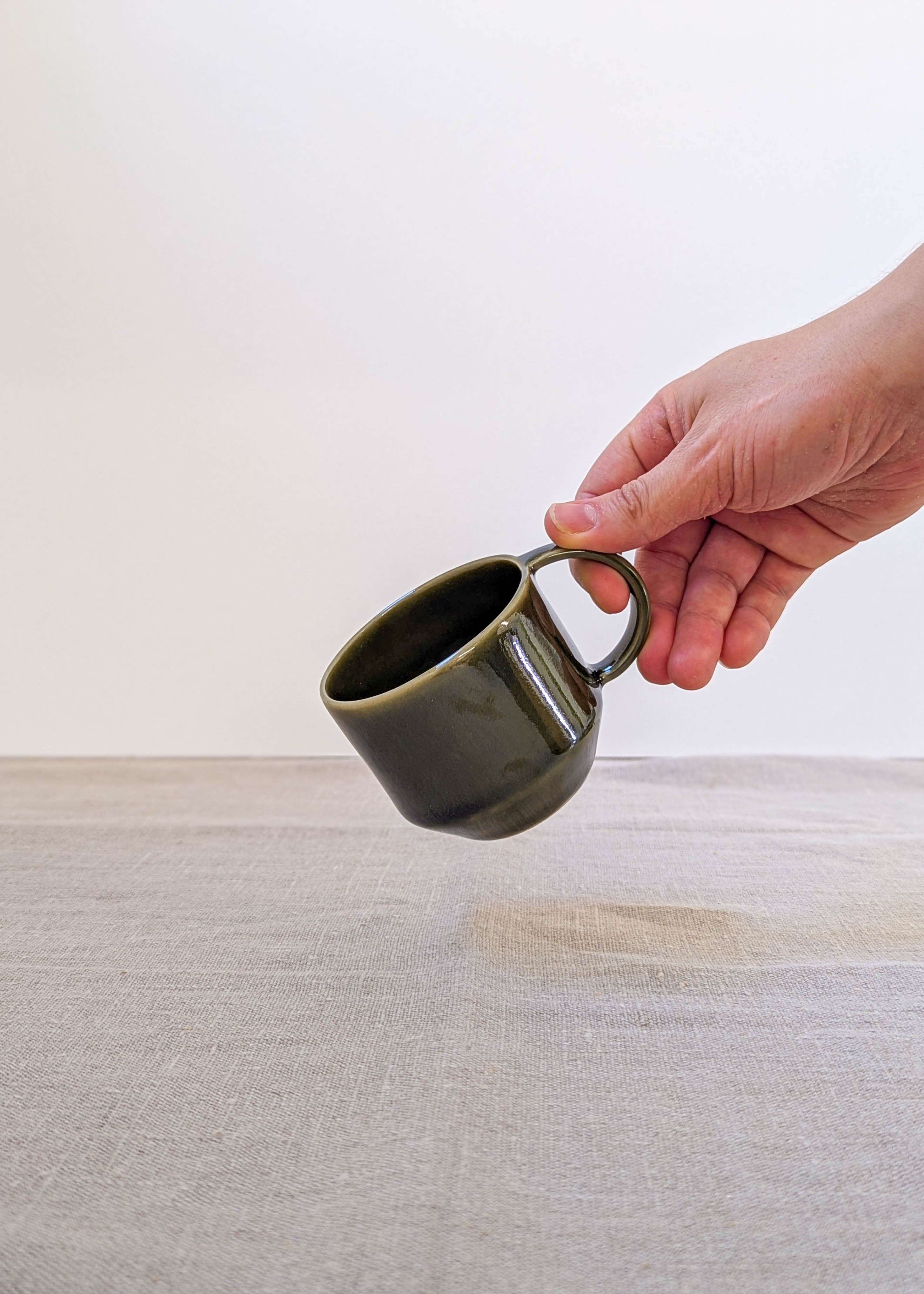 Olivia tea cup - olive