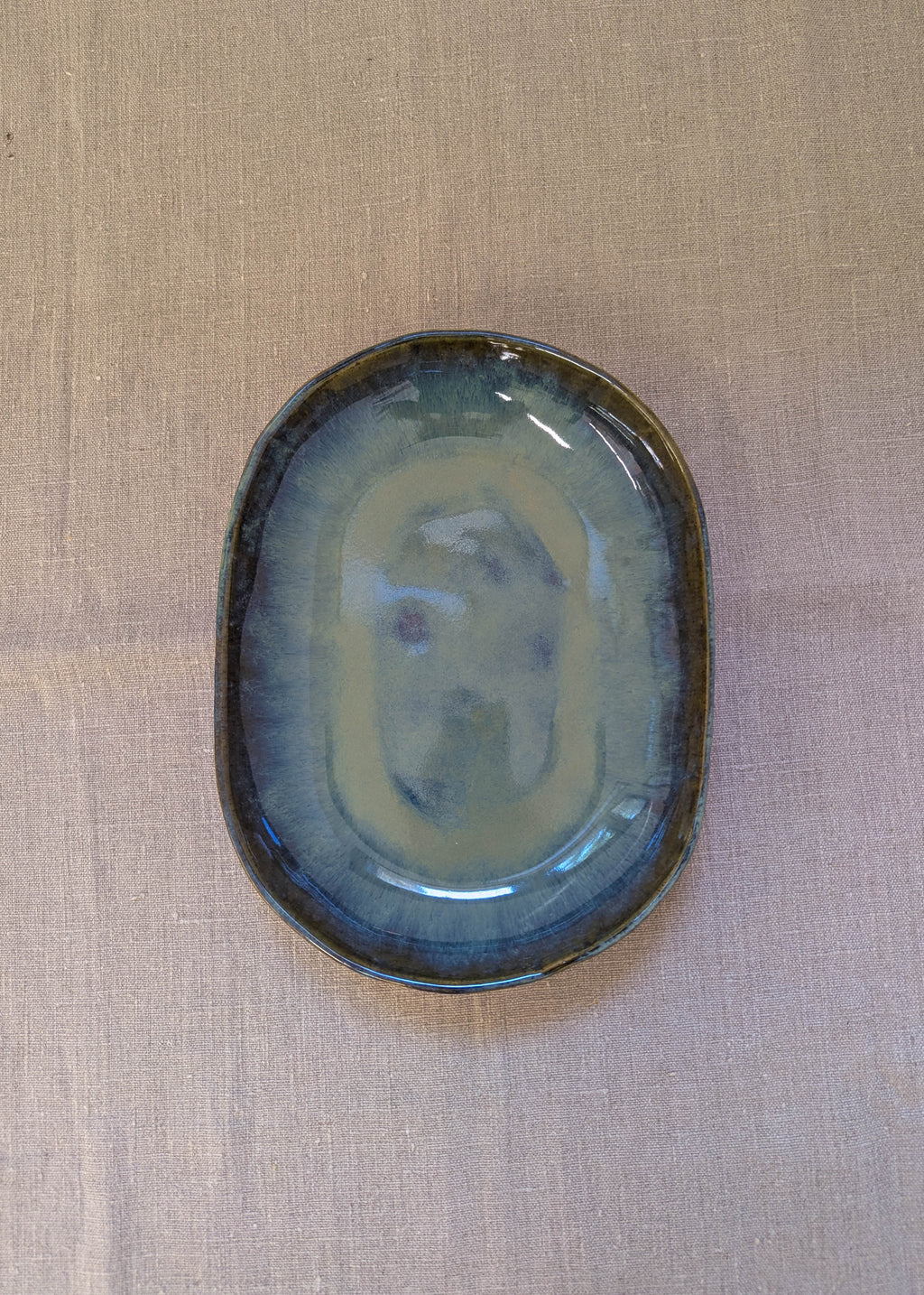 Tall oval platter