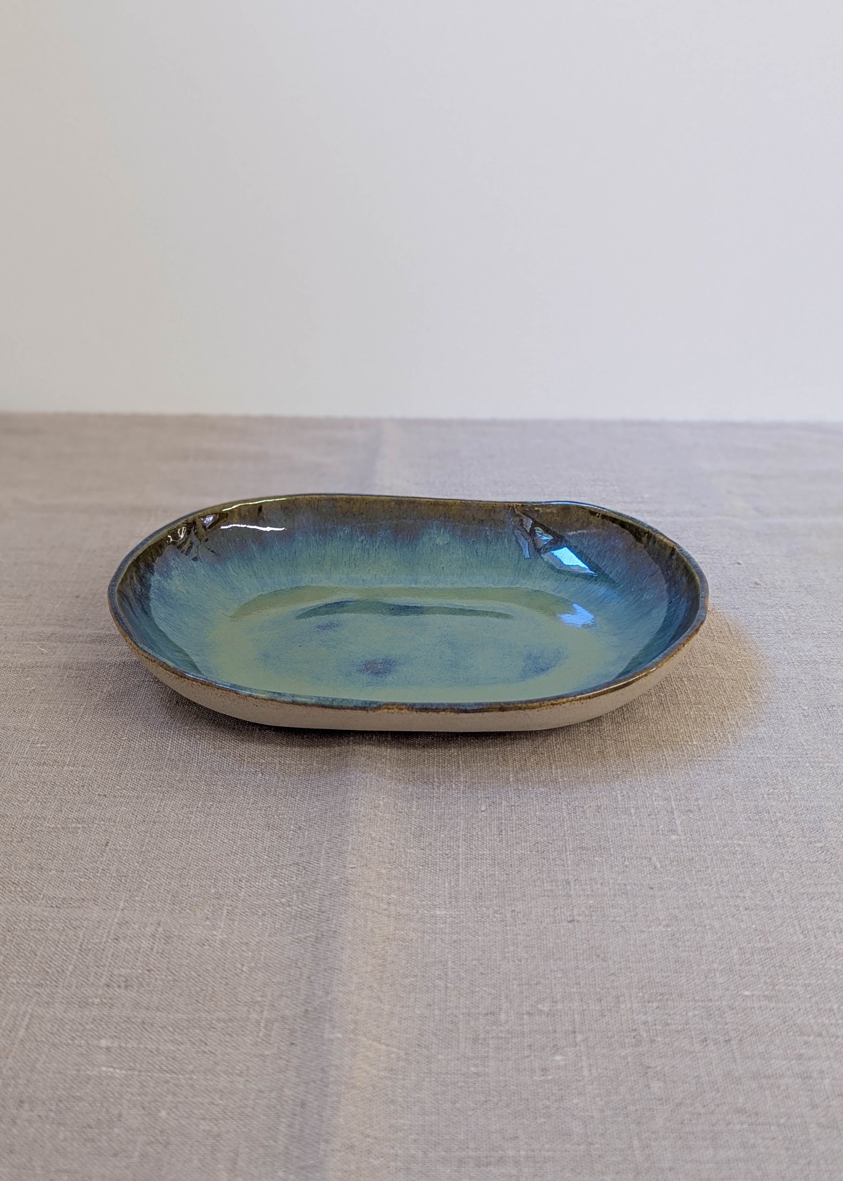 Tall oval platter