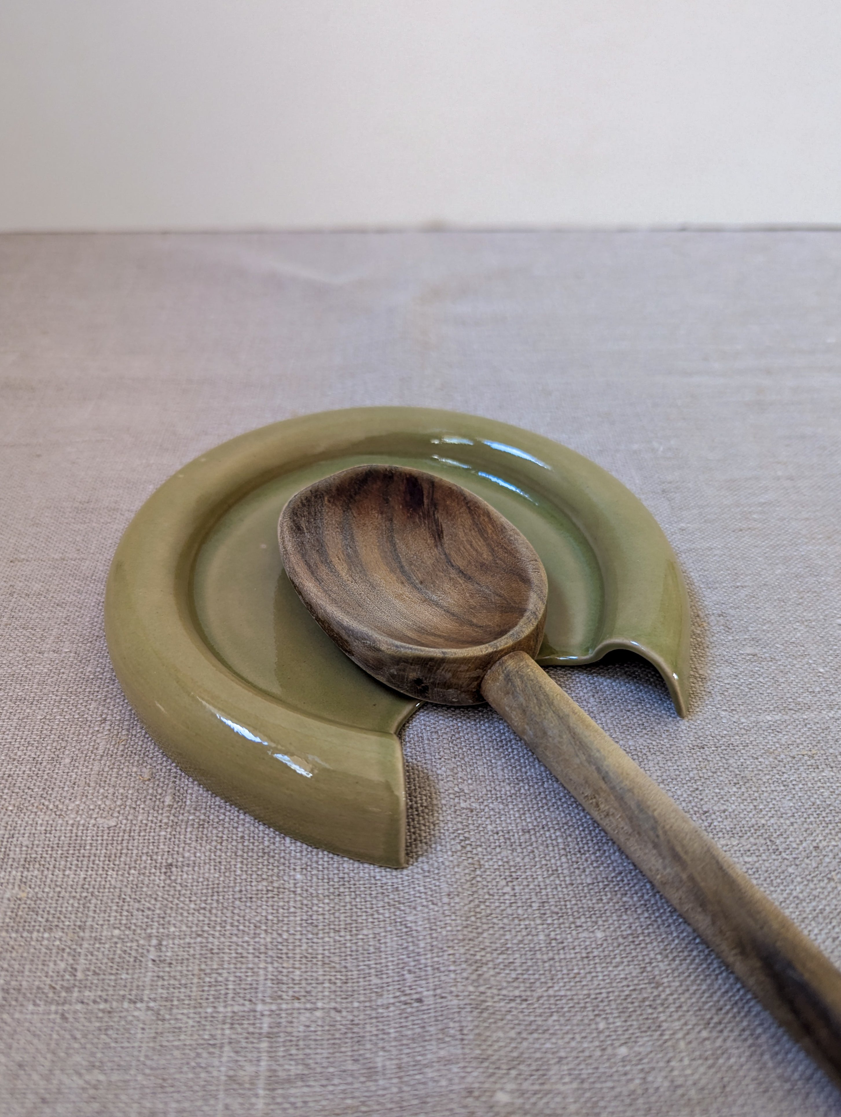 Spoon rest