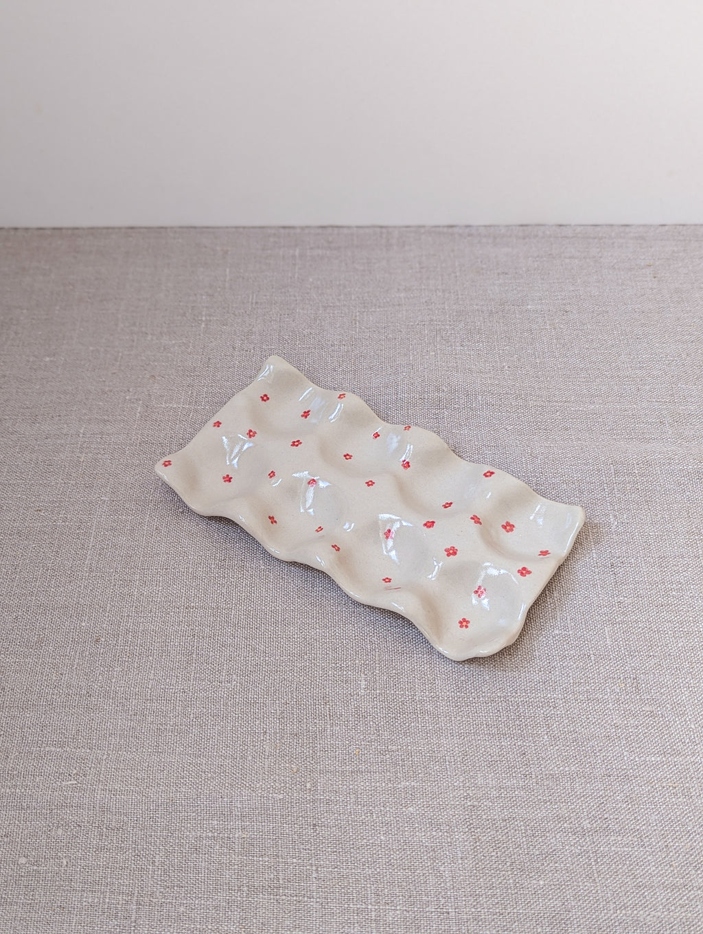 Floral egg tray
