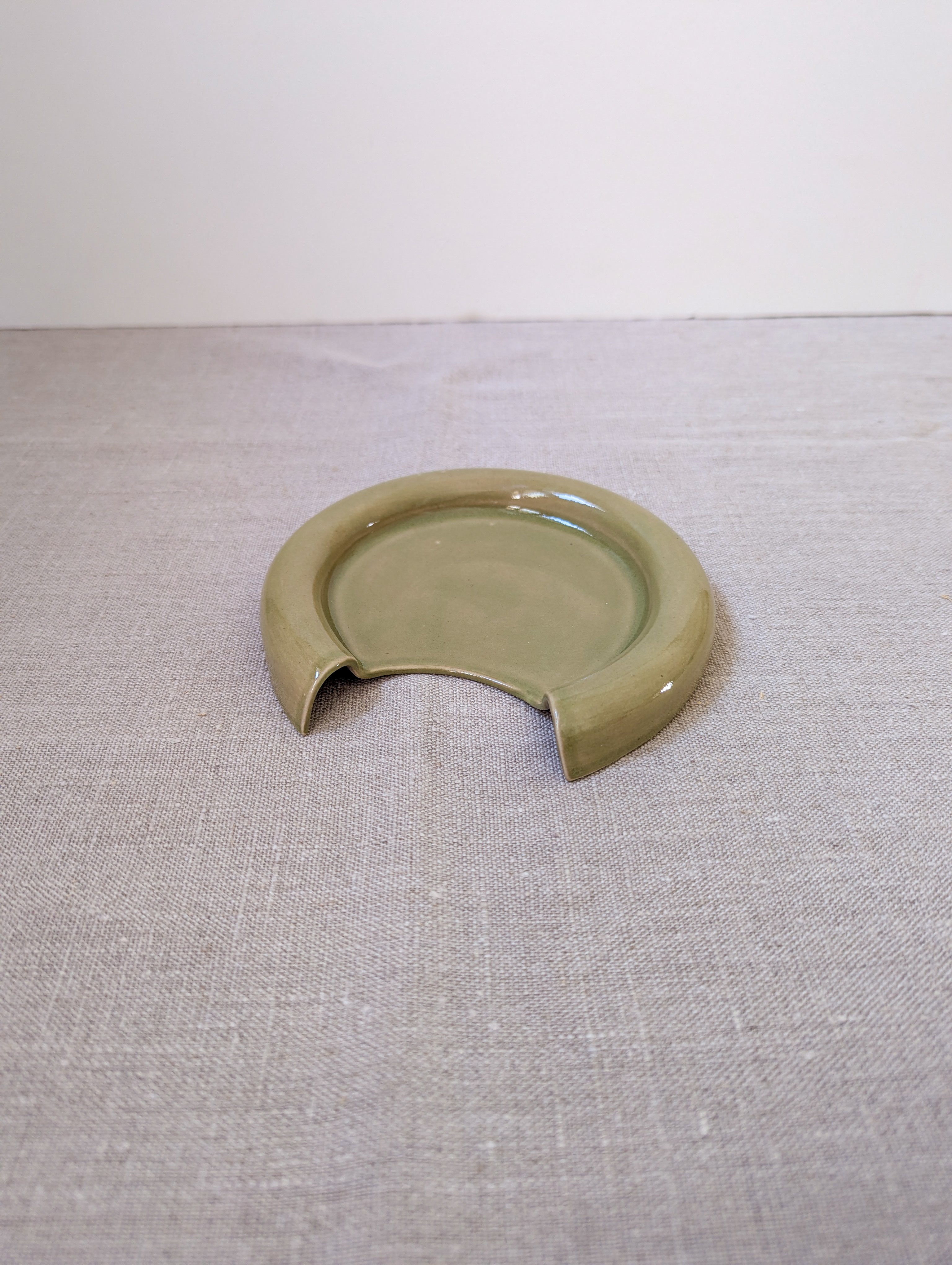 Spoon rest