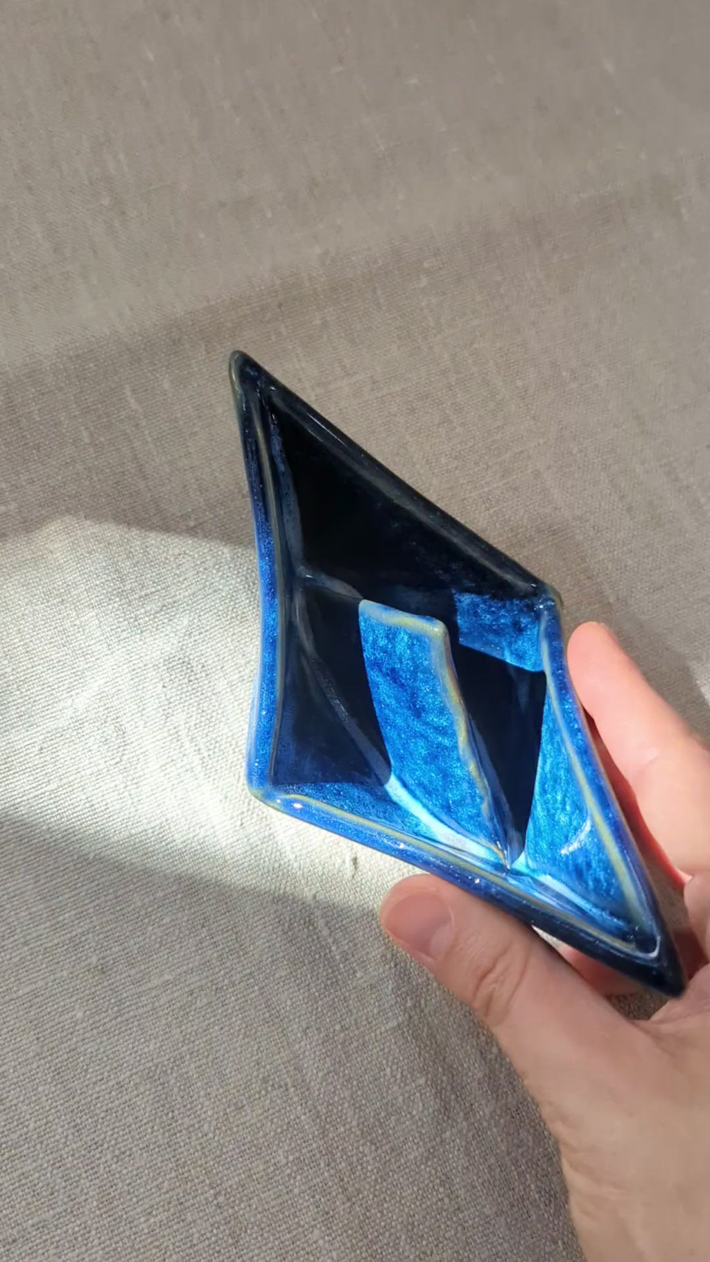 Ceramic paper boat - blue