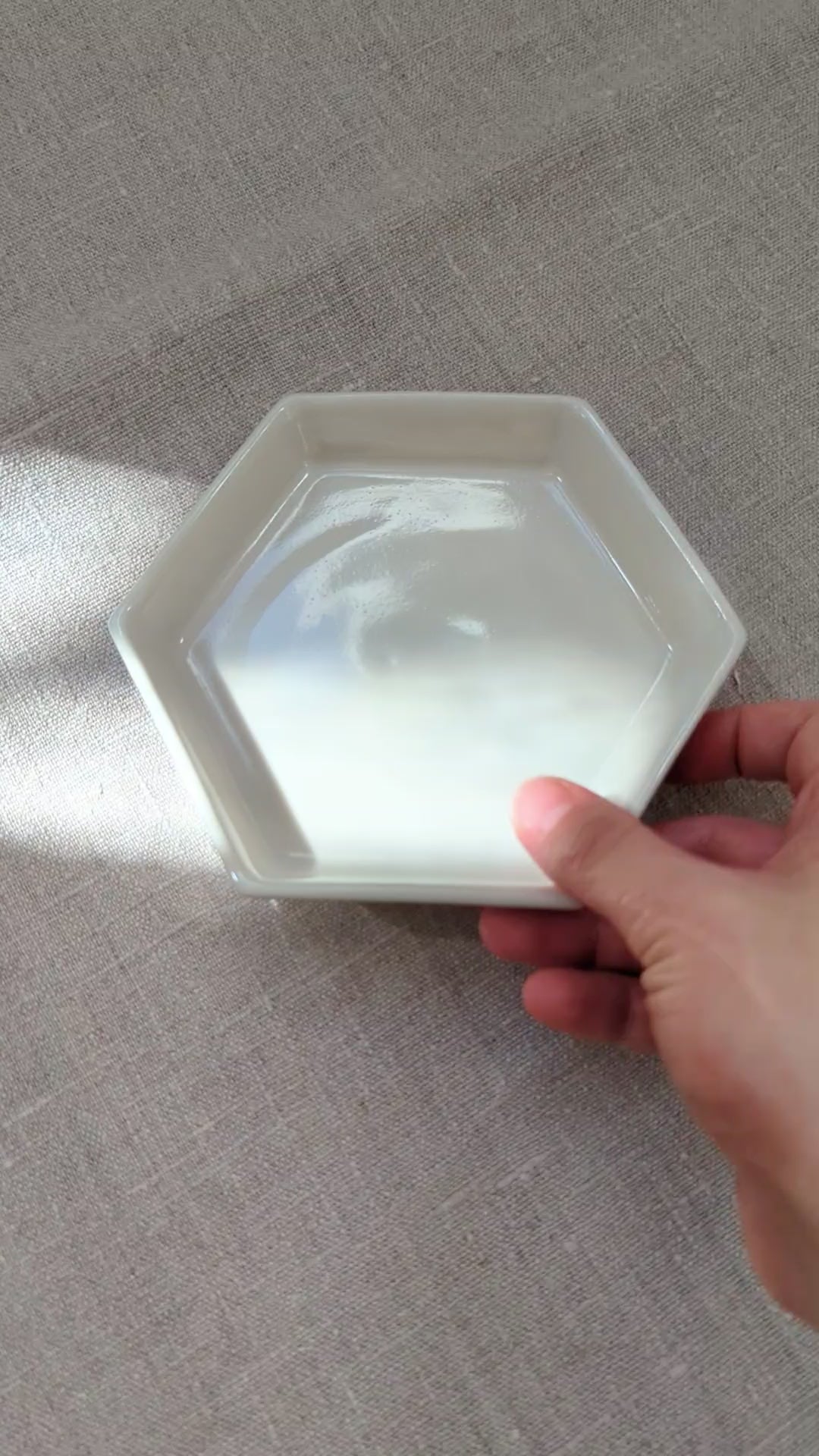 Hexagon small tray - white