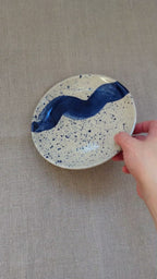 Abstract brush stroke plate 17 cm