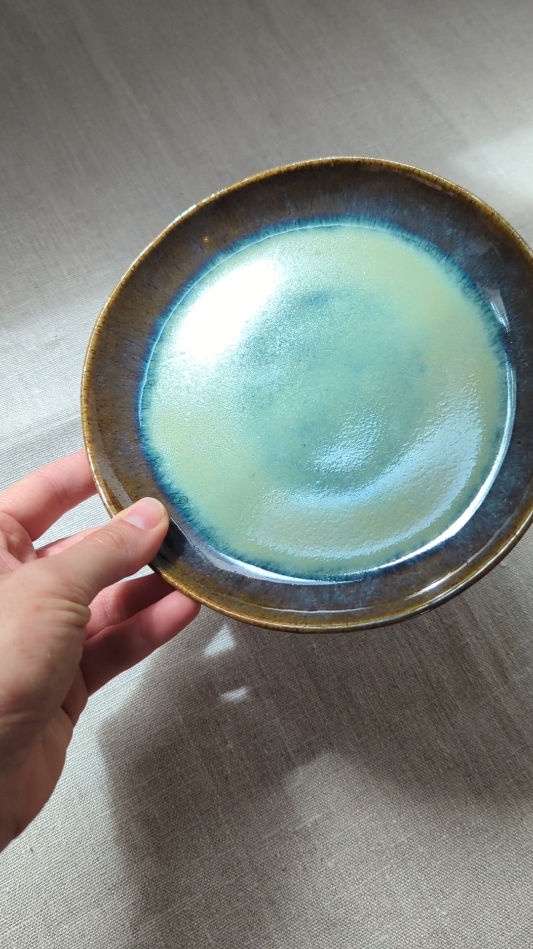 Speckled round plate 17 cm