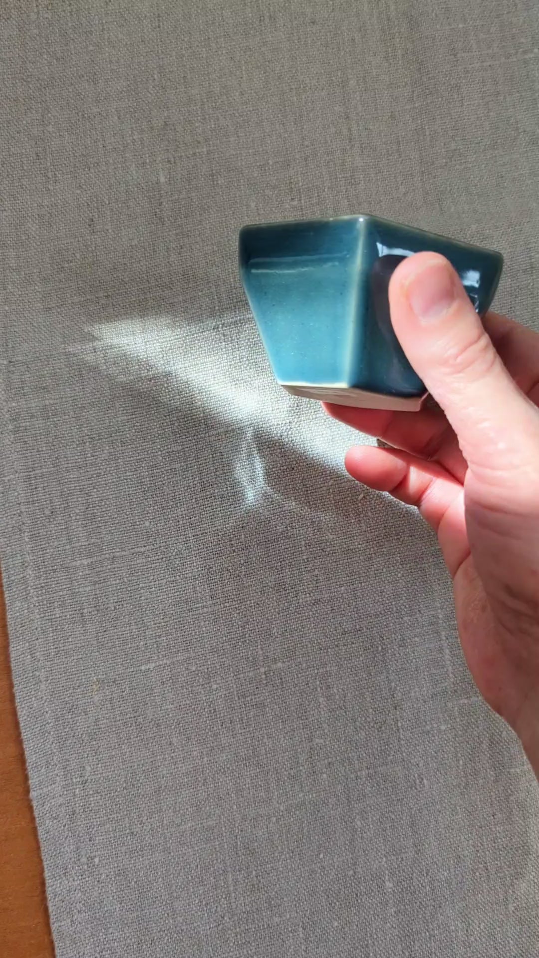 Hexagon sauce cup 8 cm - blue
