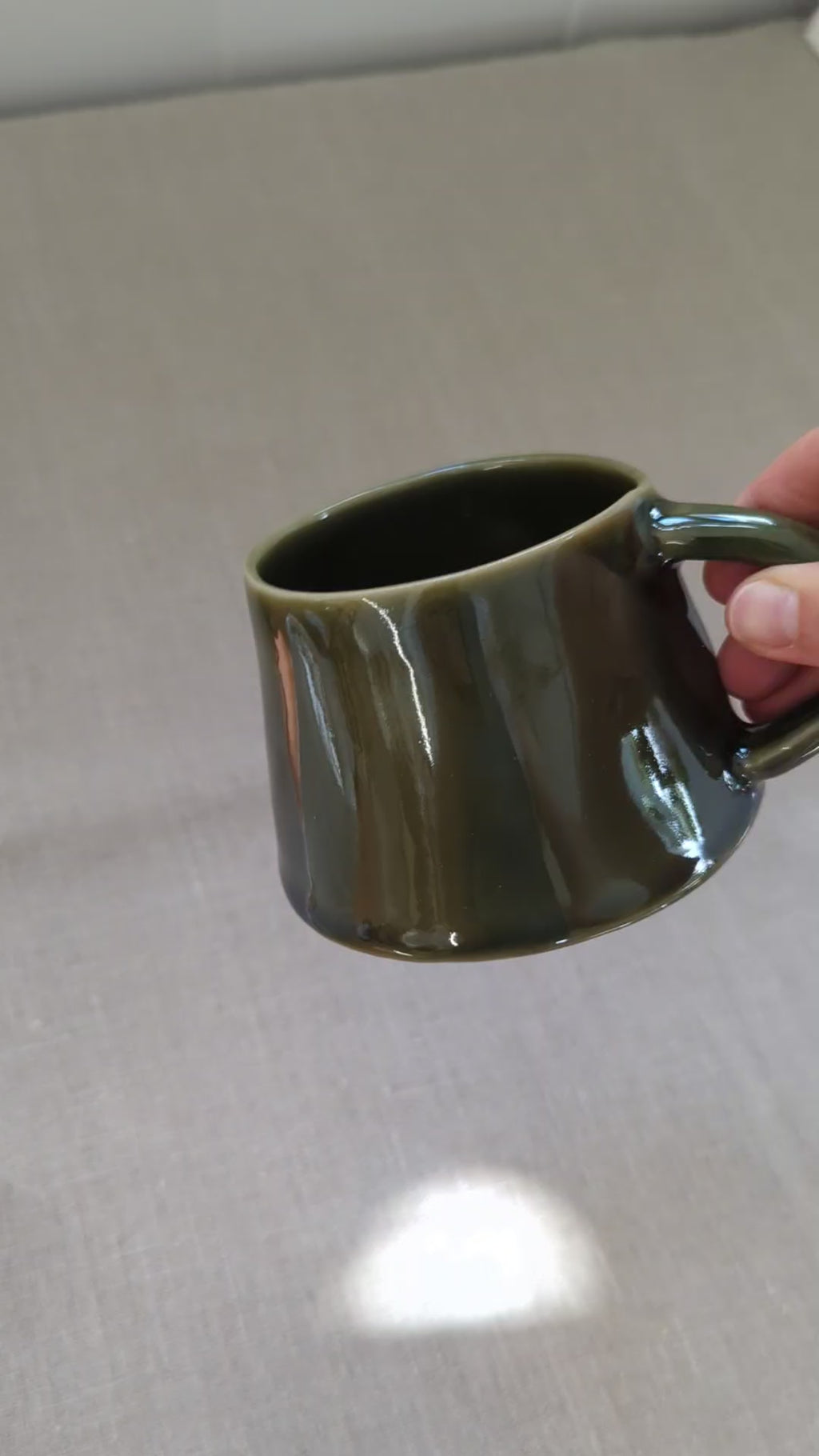 Evie mug - olive