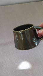 Evie mug - olive
