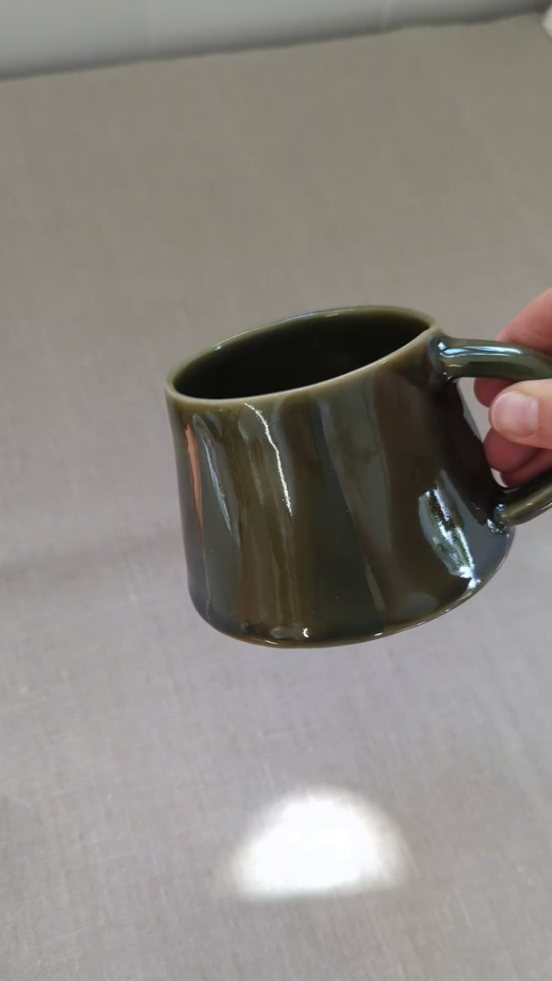 Evie mug - olive
