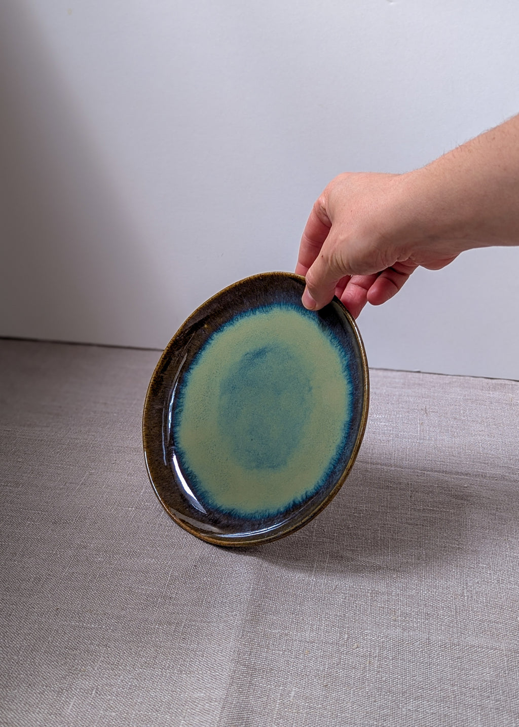 Speckled round plate 17 cm