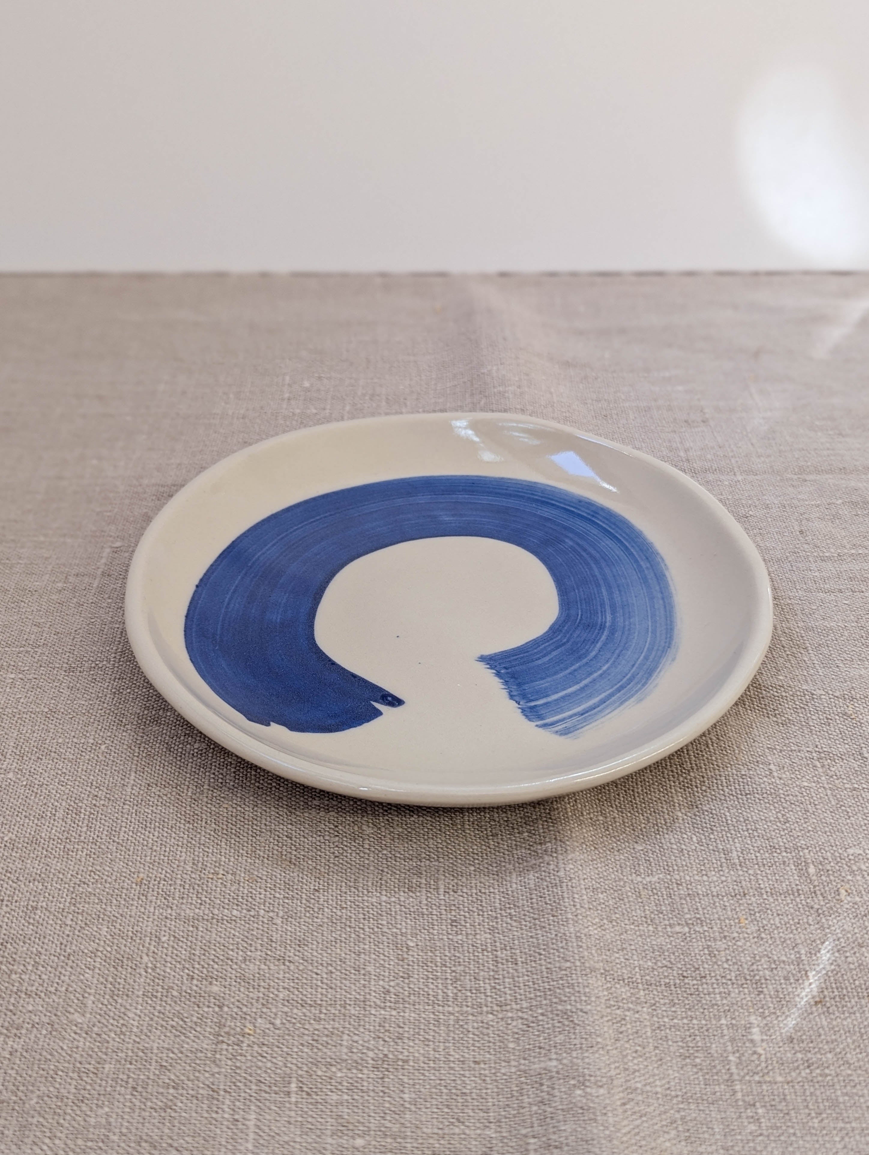 Brush stroke plate 17 cm