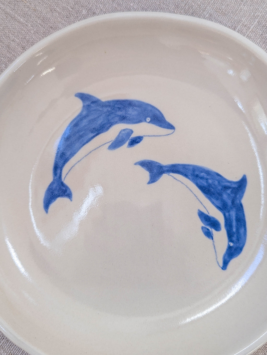 Dolphin plate 18 cm