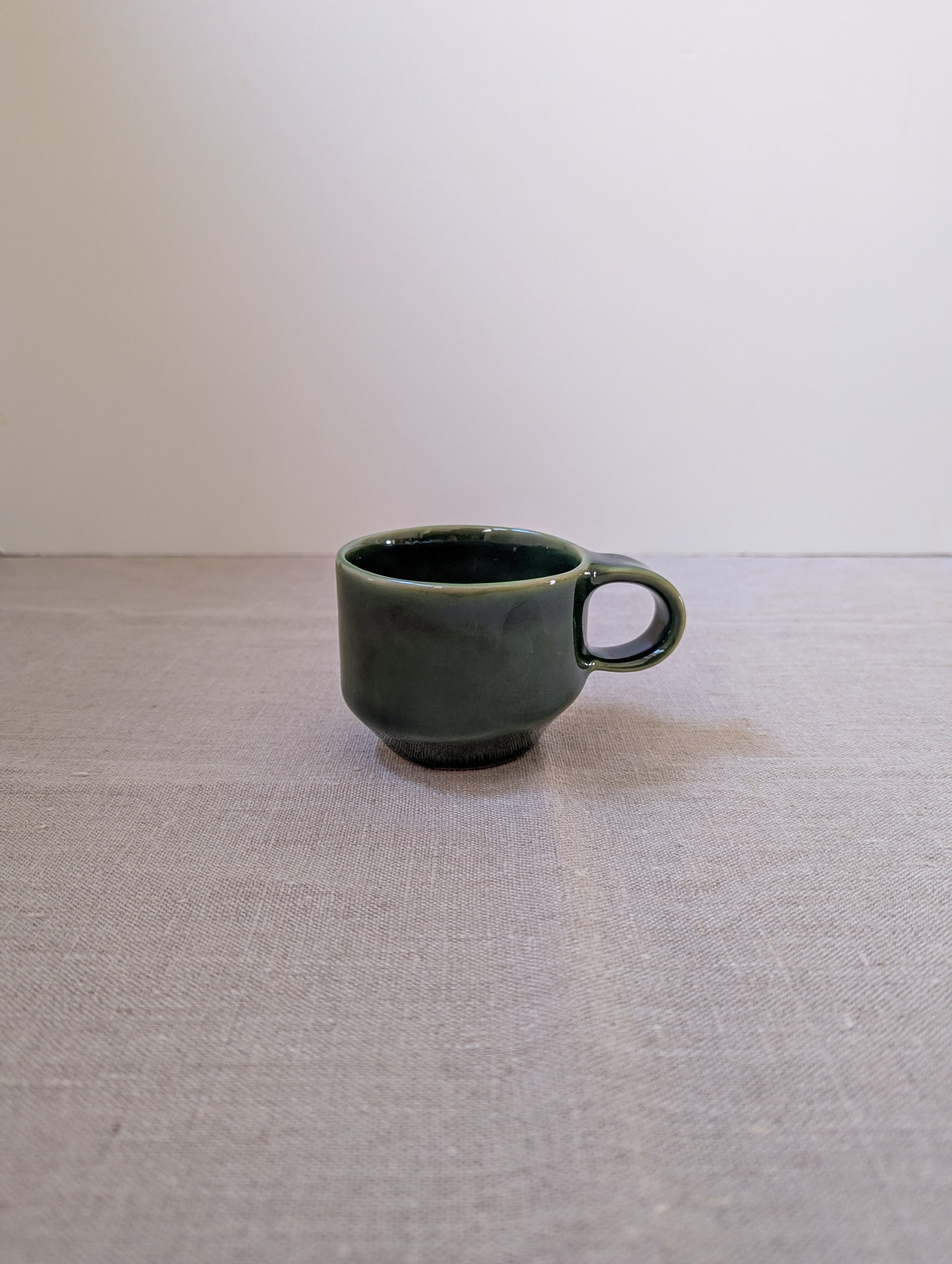 Olivia tea cup